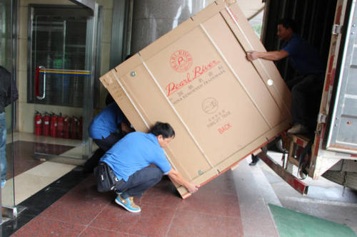 龙滚镇钢琴贵重工艺品无忧运